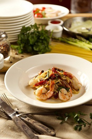 Tiger prawns linguine