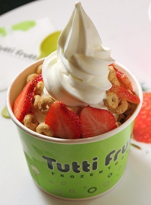 Tutti Frutti的乳酪採用本地高鈣低脂鮮奶每日製造，新鮮健康。